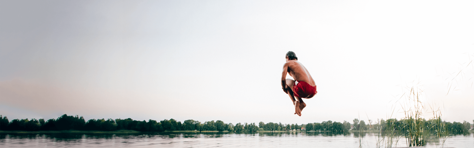 Man cannon balls into lake