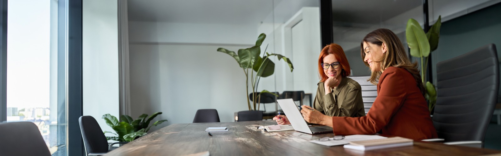 Women on laptop